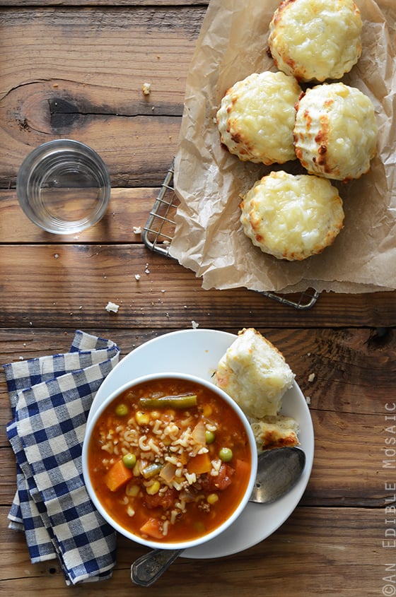 Gemüse-Rindfleisch-Alphabet-Suppe