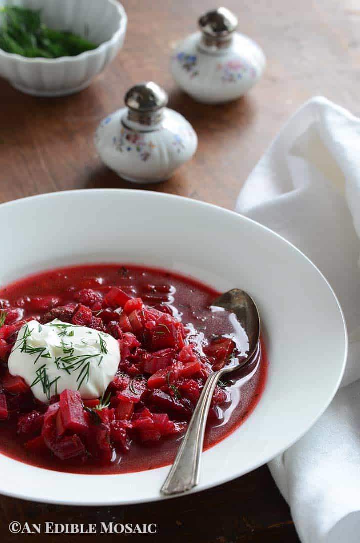 easy-vegetarian-borscht-soup-happy-kitchen