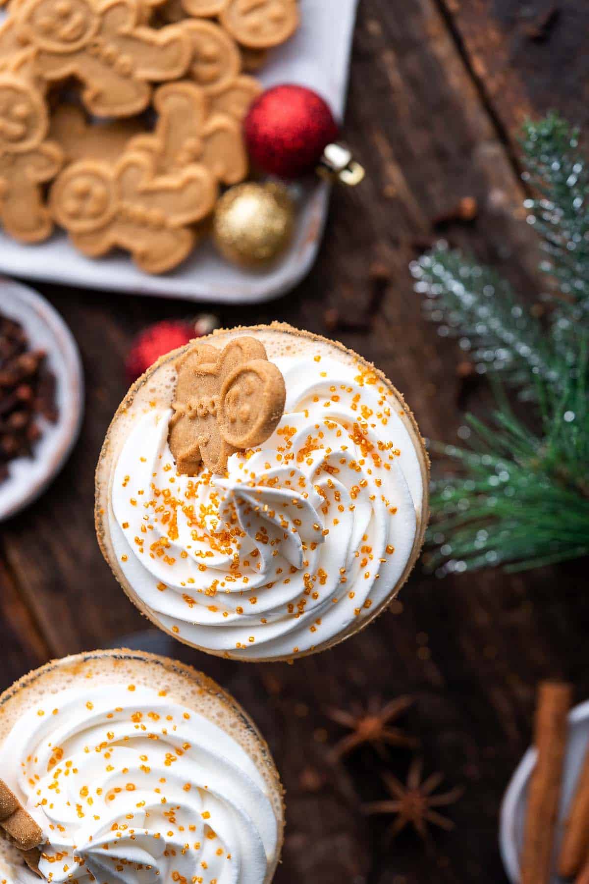 Easy 10 Minute Gingerbread Cocktail Recipe Festive Christmas Cocktail Video An Edible Mosaic™ 1968