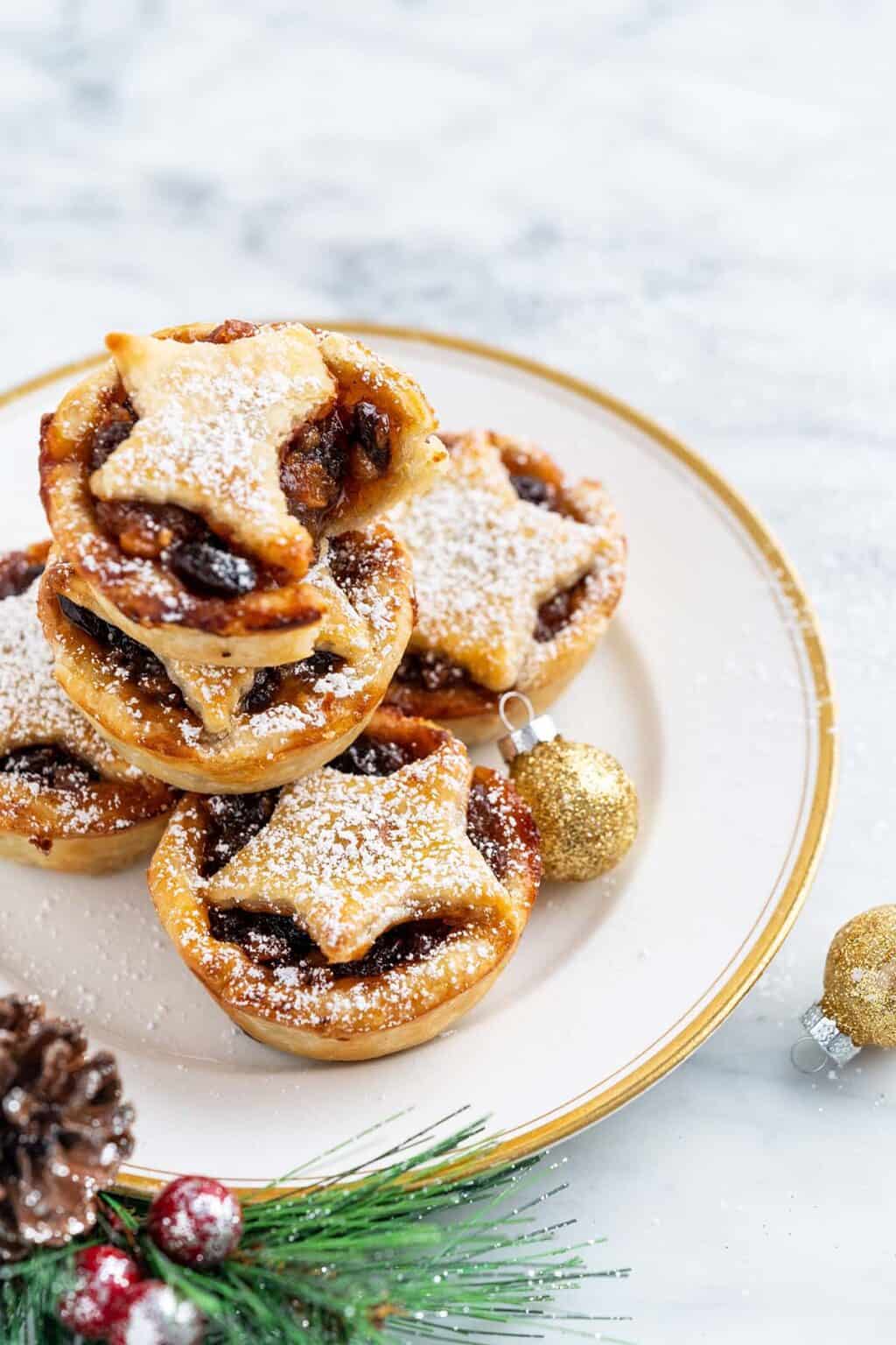 Beautiful Mincemeat Tarts Recipe - A British Christmas Tradition - An ...